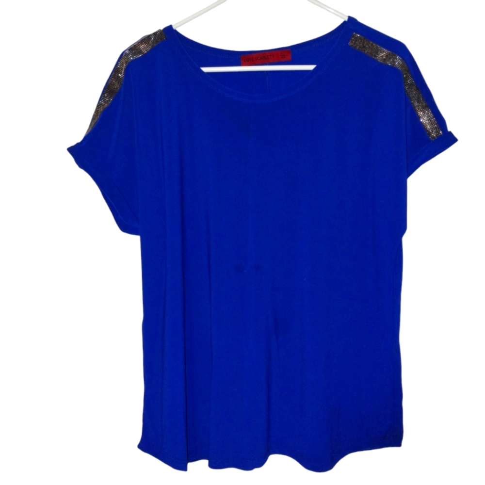 Love Scarlett Size XL Short Sleeve Shirt